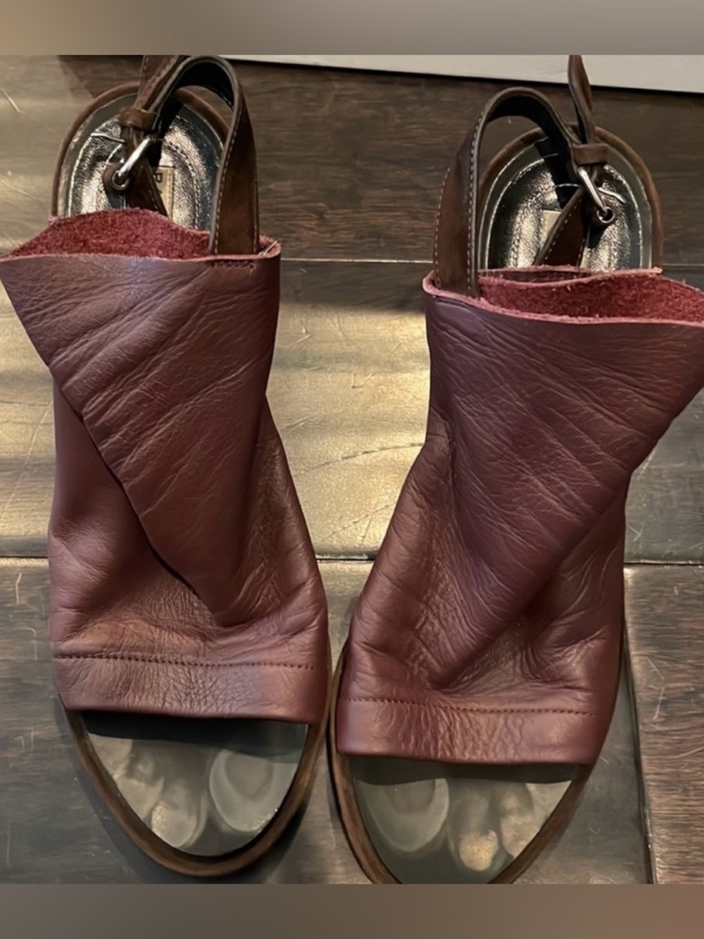 Balenciaga Women's Rogue Aubergine/Fond Leather Slingback Heels size 7 - Picture 2 of 6